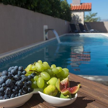 Life - New And Luxury Holiday House Kastela Bagian luar foto