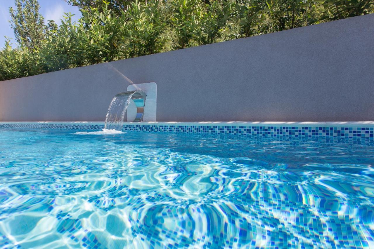 Life - New And Luxury Holiday House Kastela Bagian luar foto