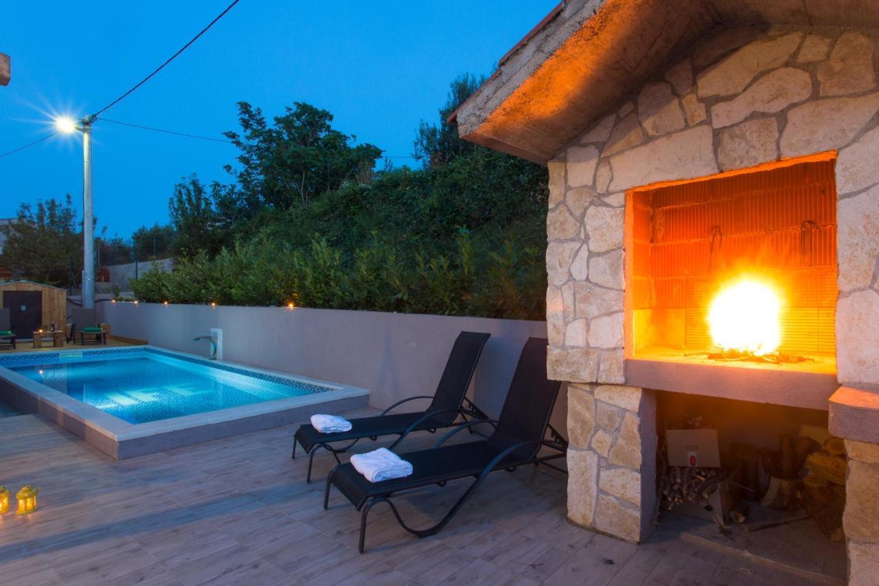 Life - New And Luxury Holiday House Kastela Bagian luar foto