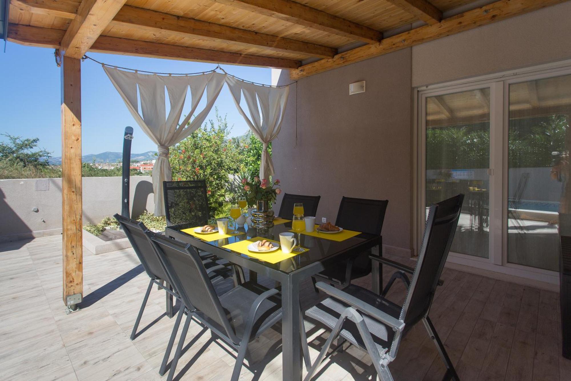 Life - New And Luxury Holiday House Kastela Bagian luar foto