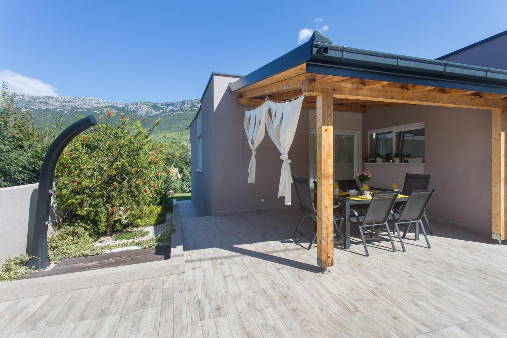 Life - New And Luxury Holiday House Kastela Bagian luar foto
