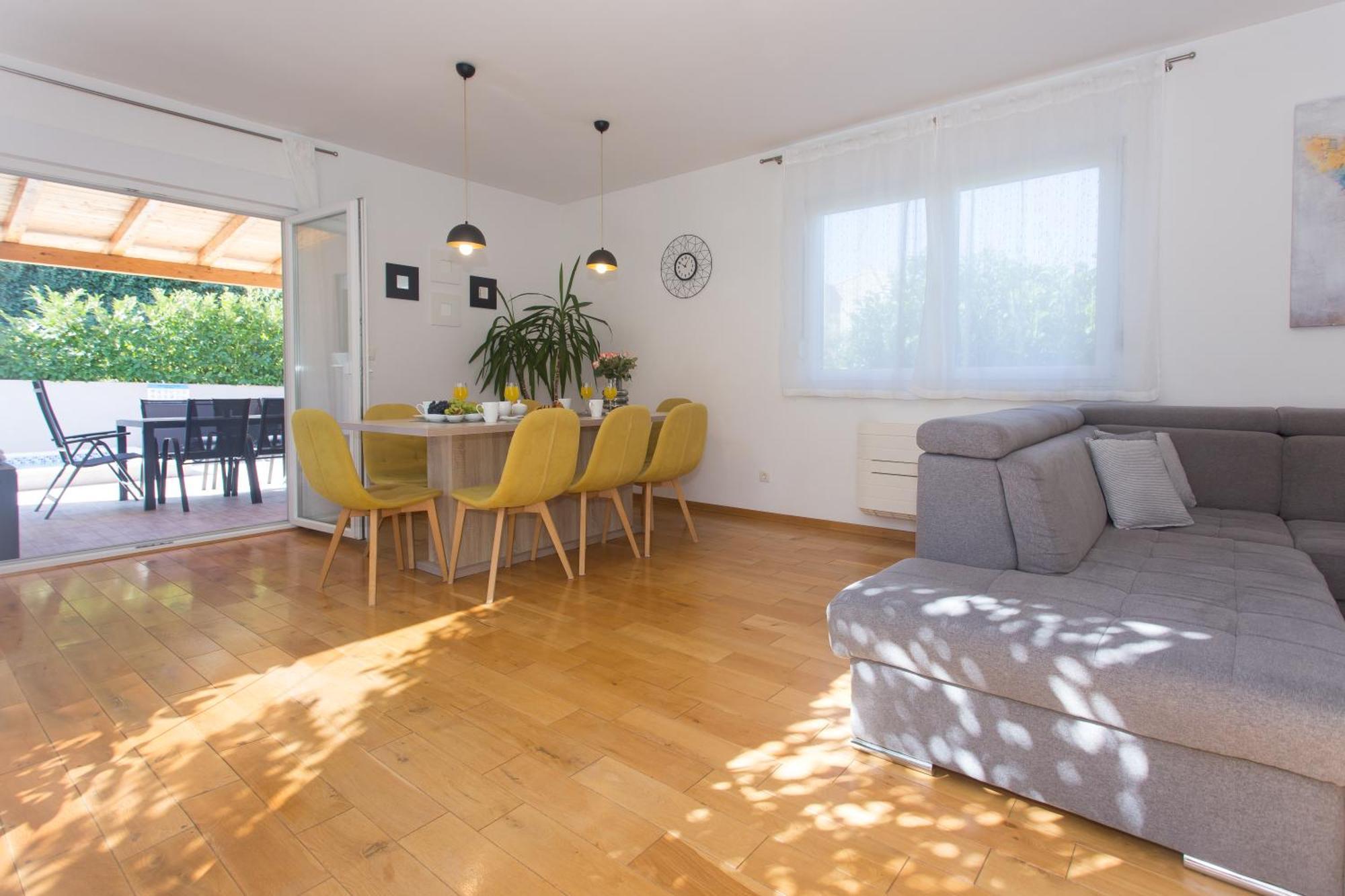 Life - New And Luxury Holiday House Kastela Bagian luar foto