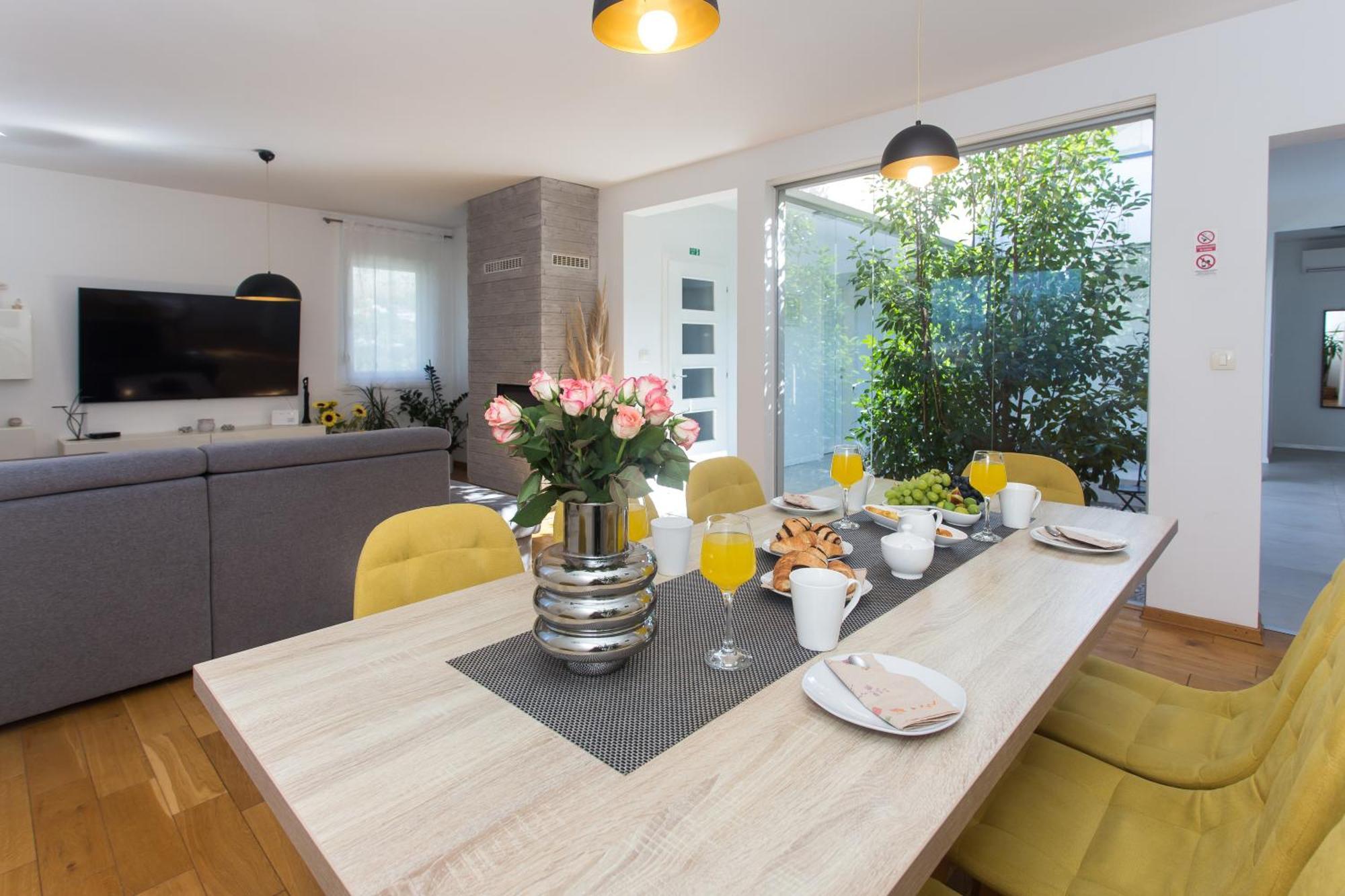 Life - New And Luxury Holiday House Kastela Bagian luar foto